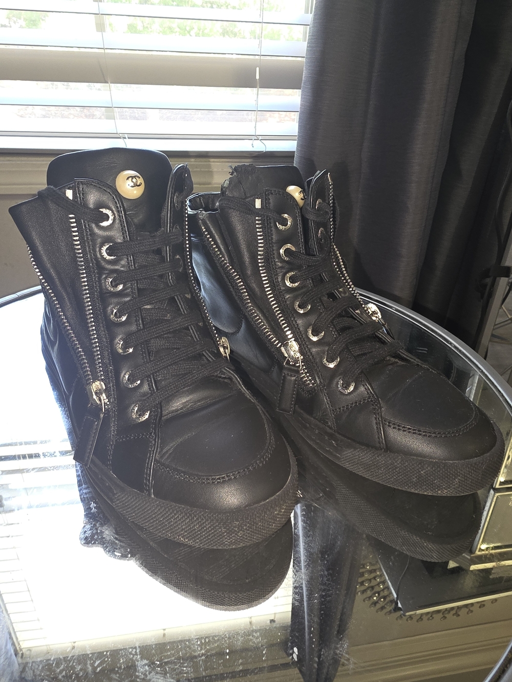 CHANEL Black Leather Lace-Up Ankle Boots with Side Zipper - Picture 4 of 4